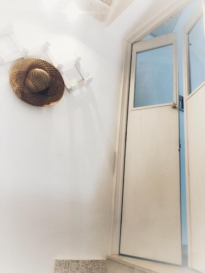 Tetti Bianchi - Deva'S Suite Home أوستوني المظهر الخارجي الصورة